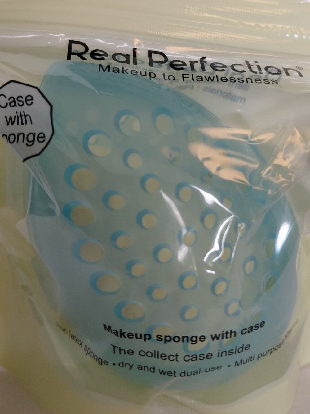 Real Perfection - Sponge + Case - Picture 4 of 7